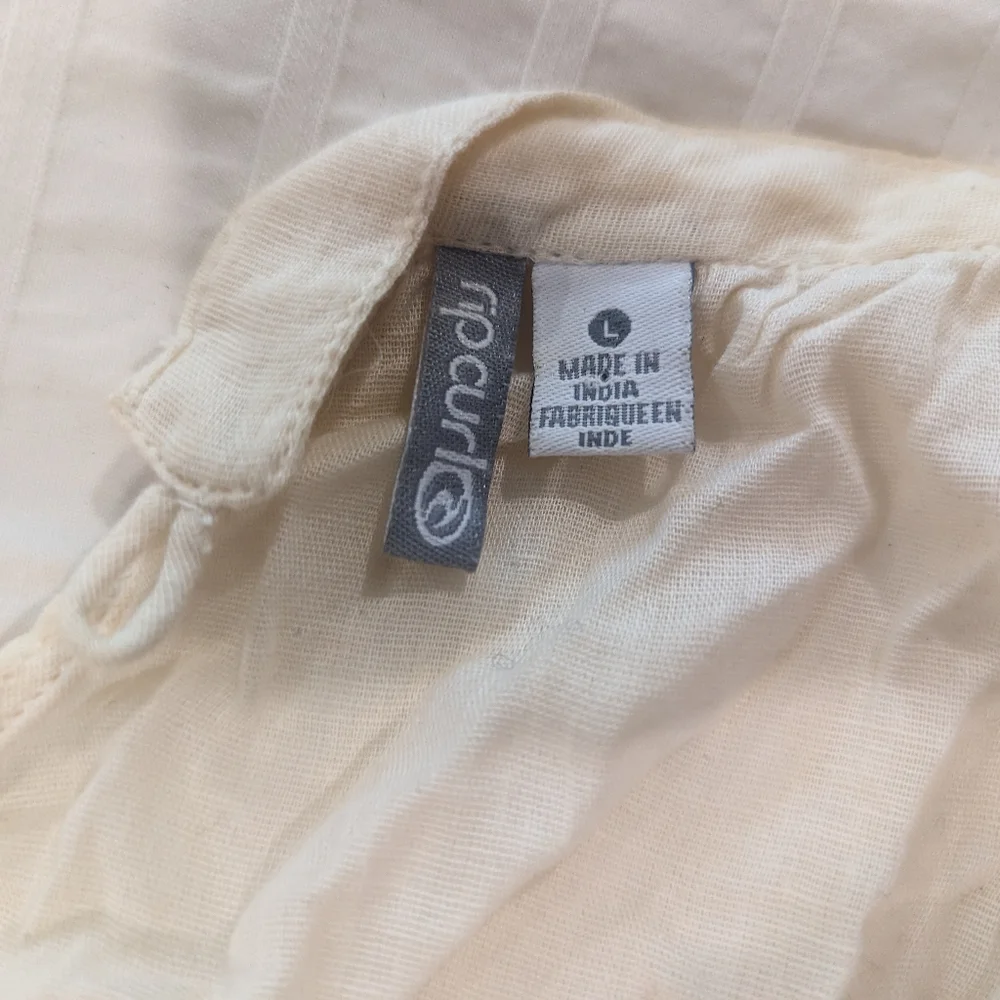 RipCurl beaded tank - Picture 3 of 3